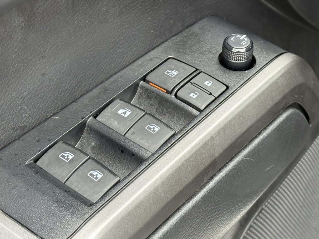 2022 Toyota Tacoma SR5 Trail Edition photo 17