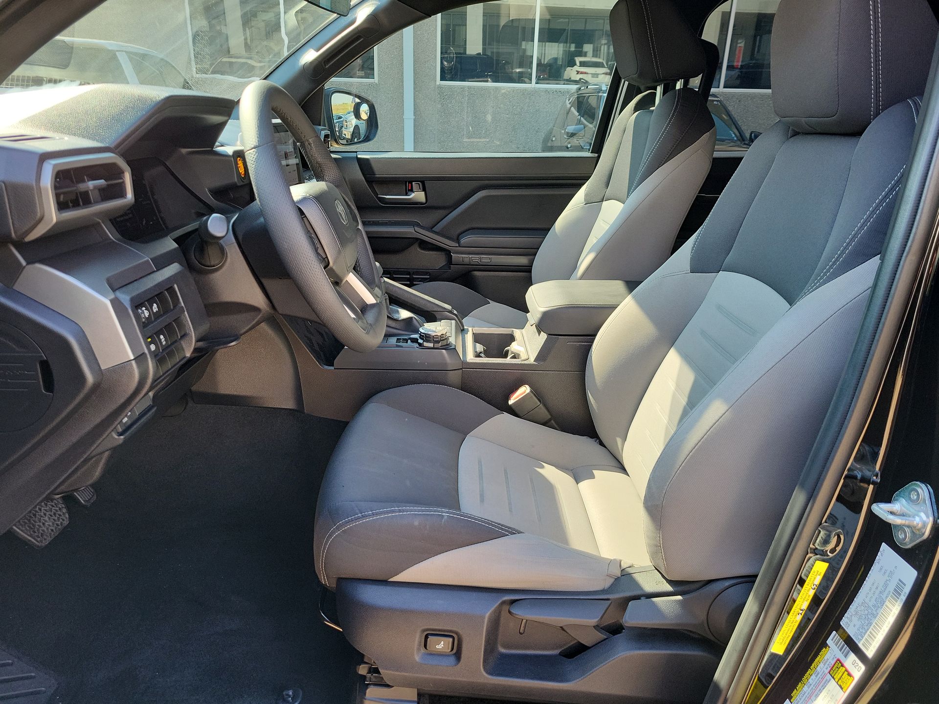 2024 Toyota Tacoma SR5 photo 18