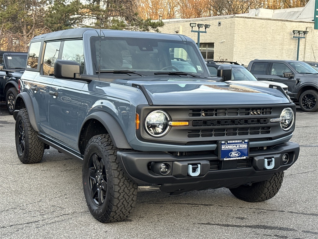 2025 Ford Bronco 4-Door Big Bend's photo