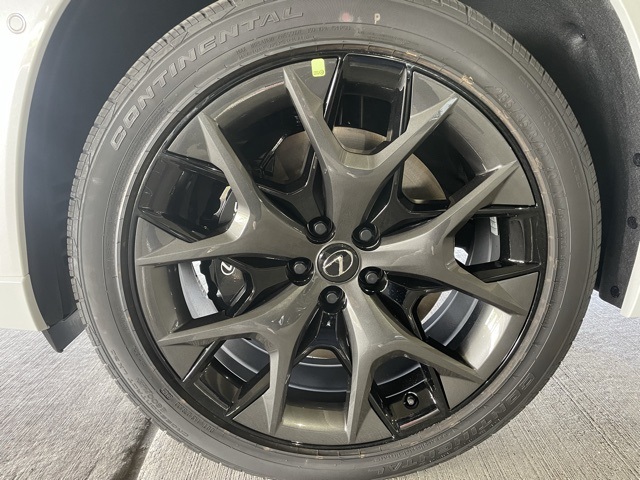 2025 Lexus TX 500h F SPORT Performance Premium photo 2
