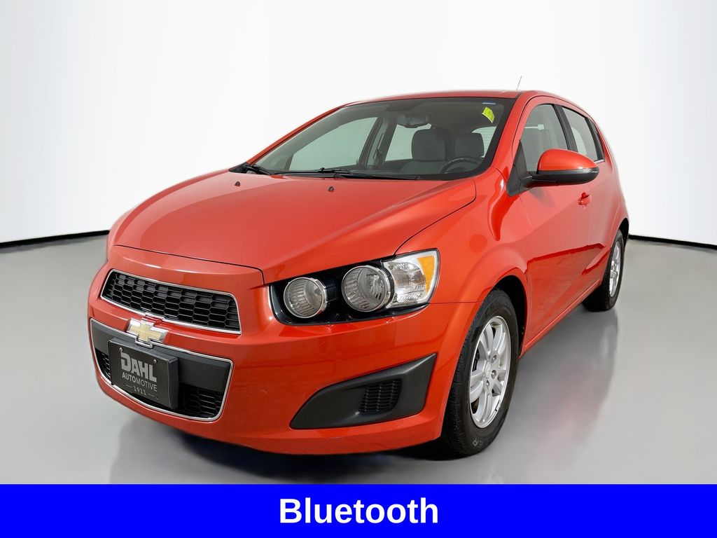 2012 Chevrolet Sonic LT photo 2