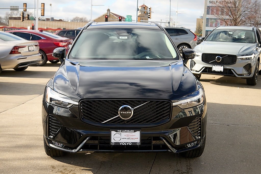 2026 VOLVO XC60 - Image 4