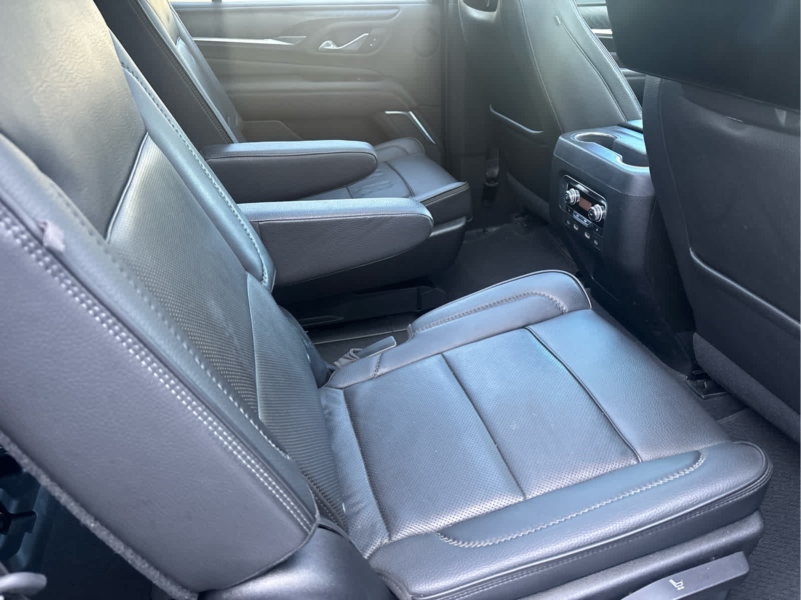 2021 Gmc Yukon Denali photo 15