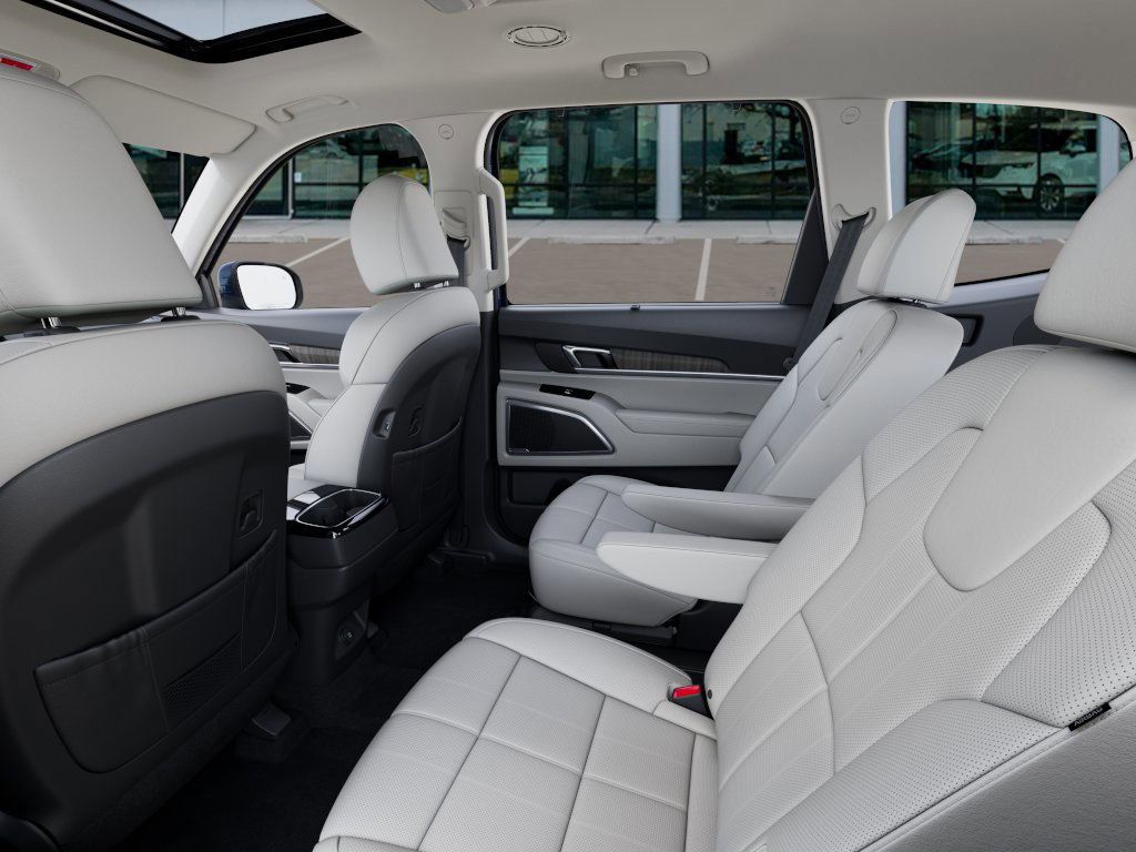 2025 Kia Telluride EX photo 14