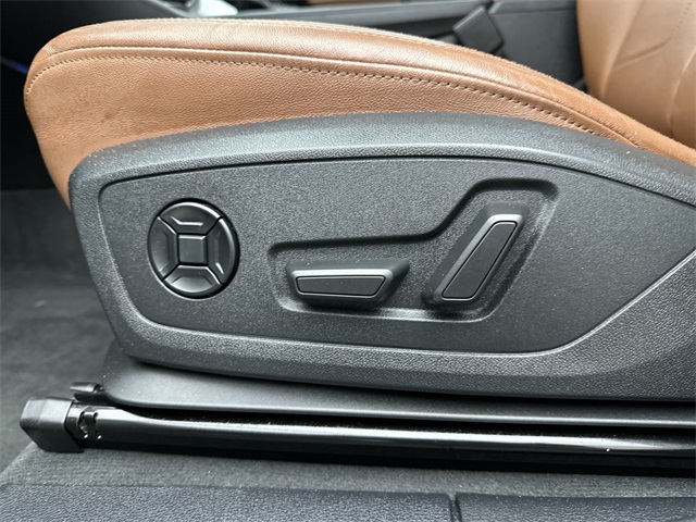 2022 Audi Q3 S line Premium Plus photo 4