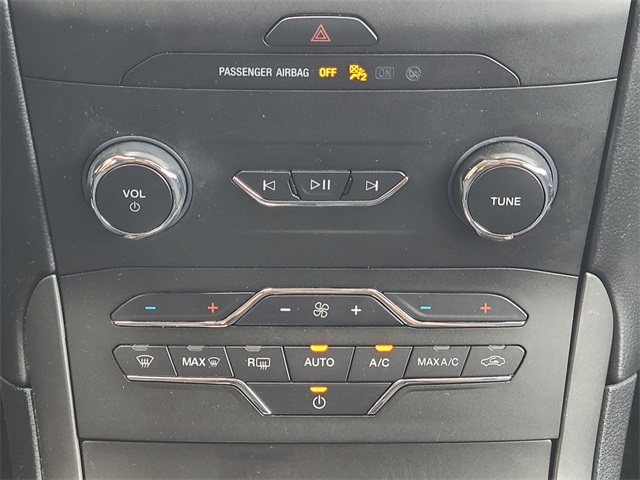 2020 Ford Edge SE photo 22