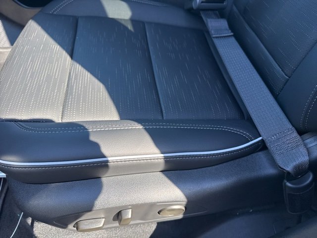 2026 Buick Enclave Sport Touring photo 7