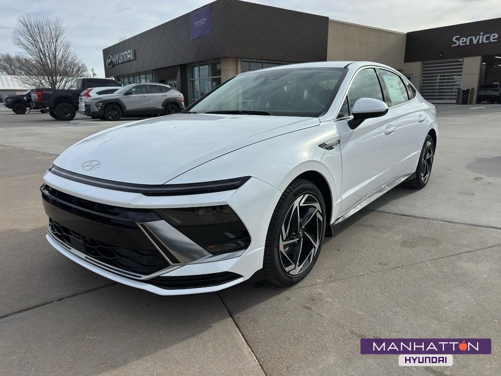 2026 Hyundai Sonata SEL's photo