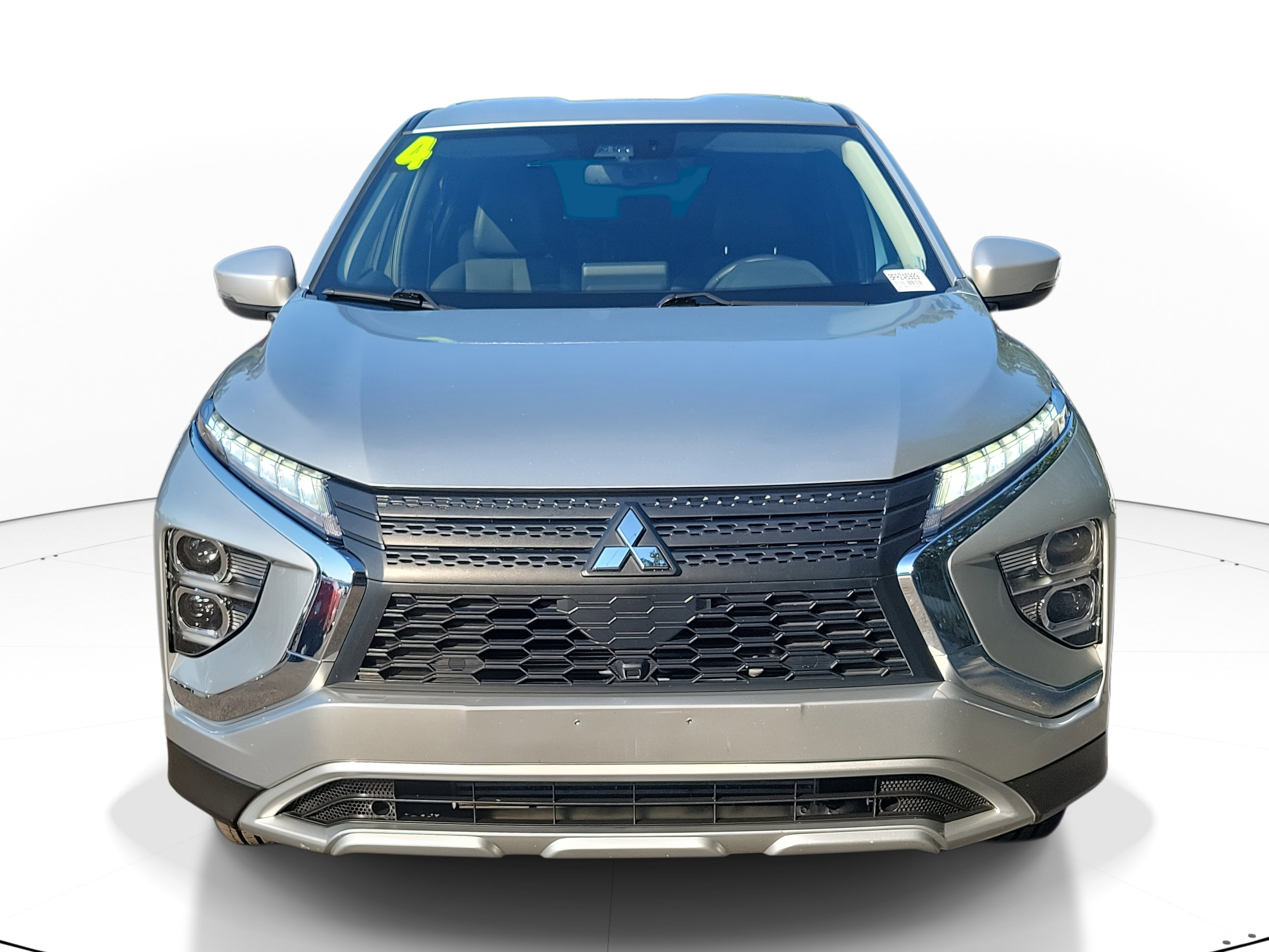 2024 Mitsubishi Eclipse Cross SE's photo