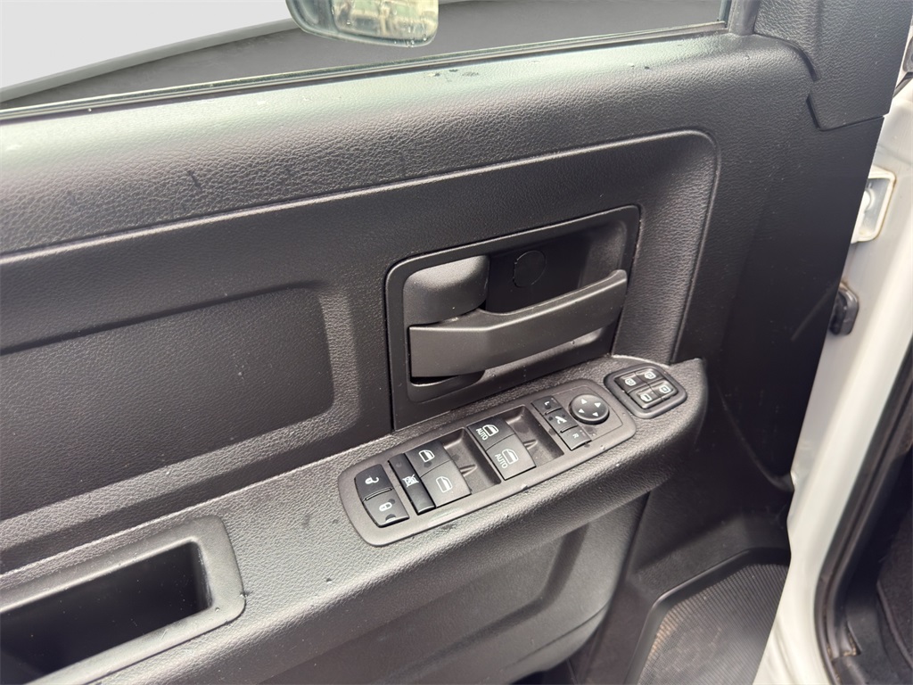 2024 Ram 3500 Tradesman photo 26