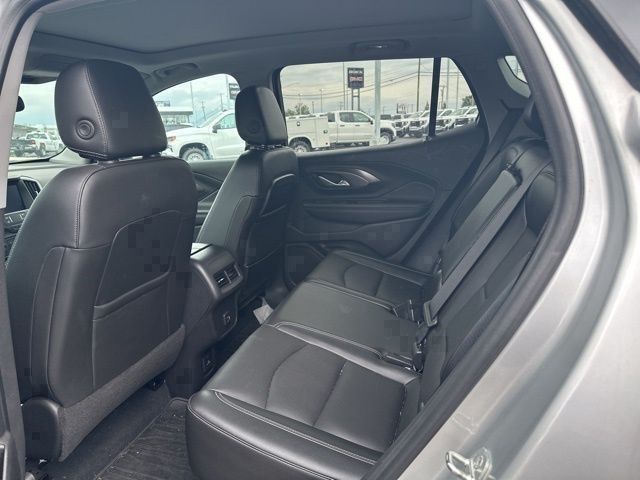 2022 Gmc Terrain SLT photo 23