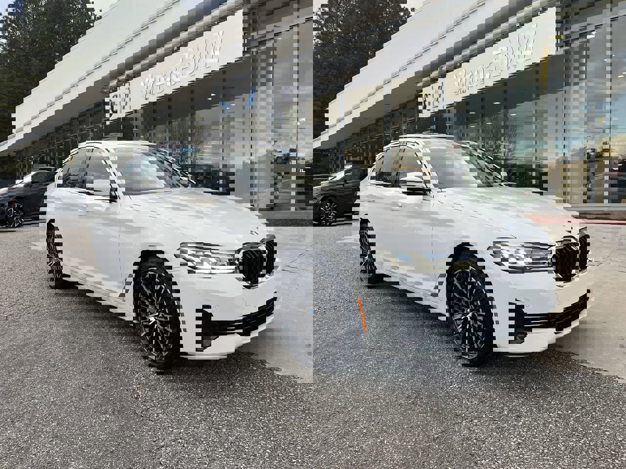 2023 BMW 5 Series 540i's photo