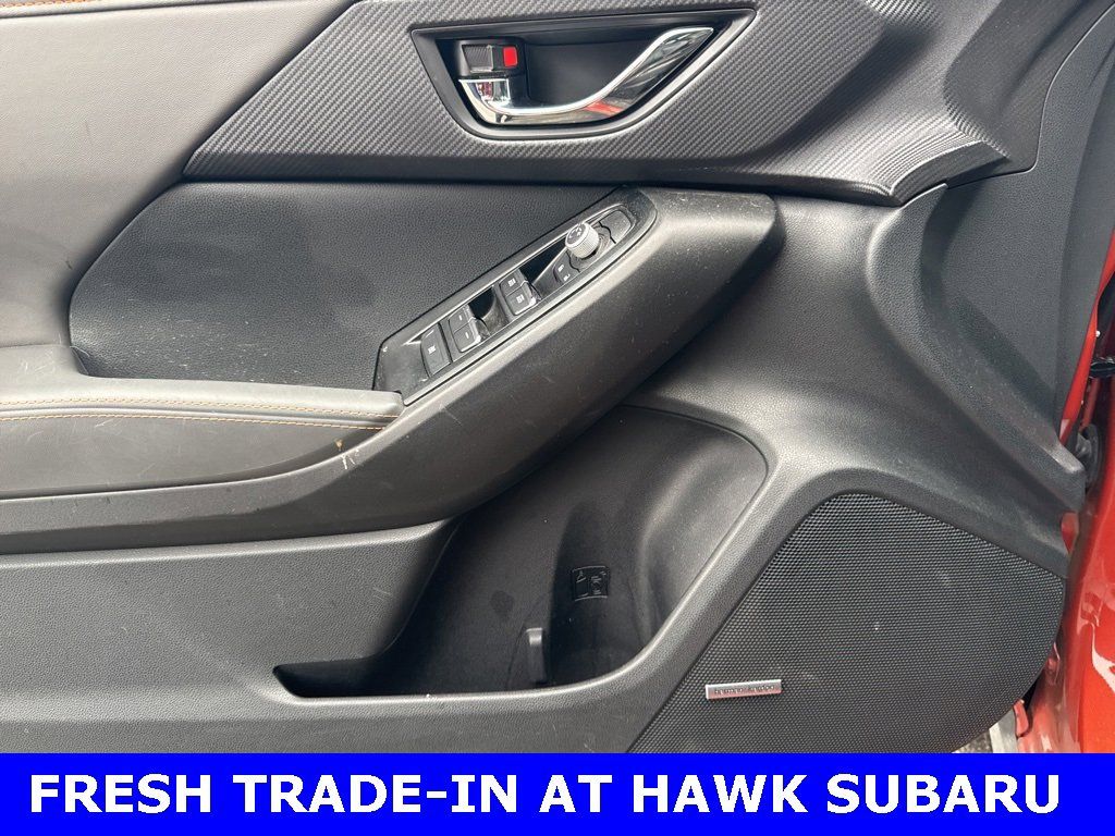 2024 SUBARU CROSSTREK - Image 11