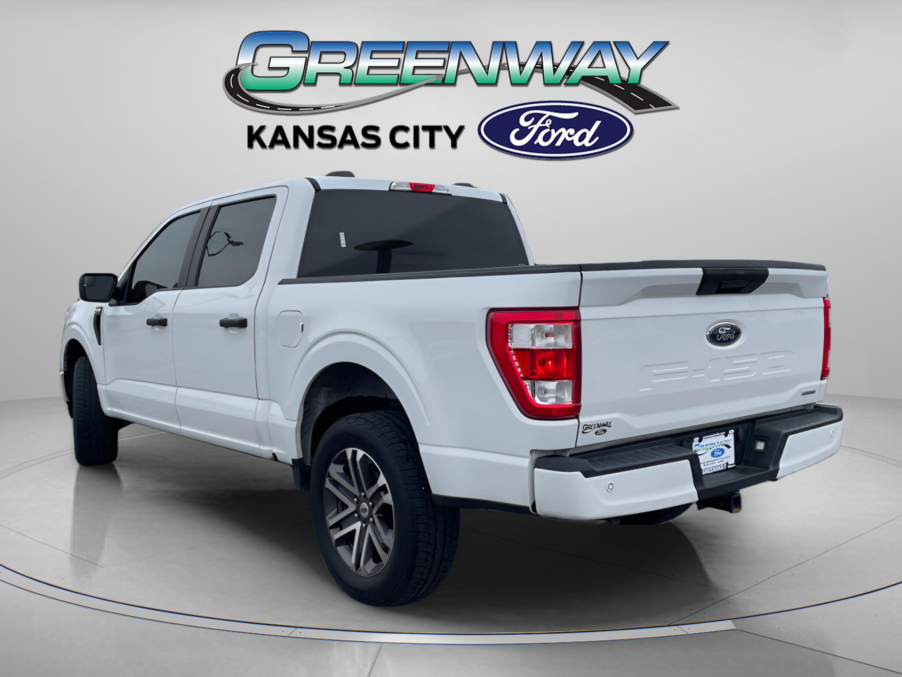 2021 Ford F-150 XL photo 3