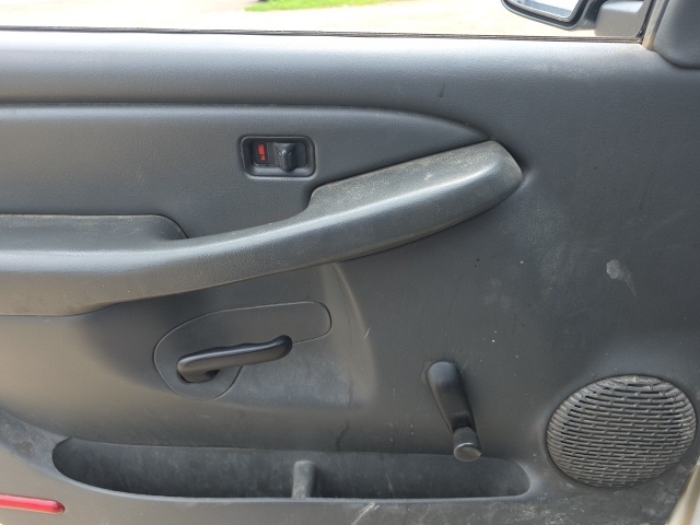 2006 Chevrolet Silverado 1500 Work Truck photo 9