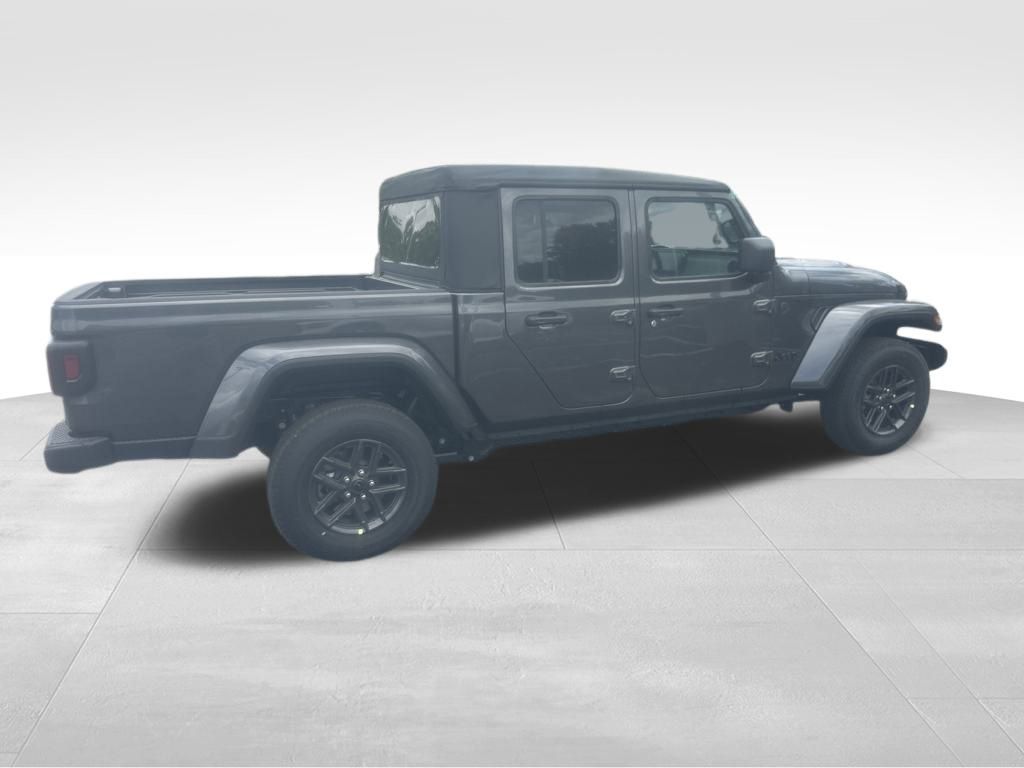 2025 Jeep Gladiator Sport S photo 13