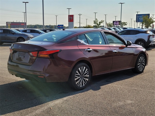 2023 Nissan Altima 2.5 SV photo 3