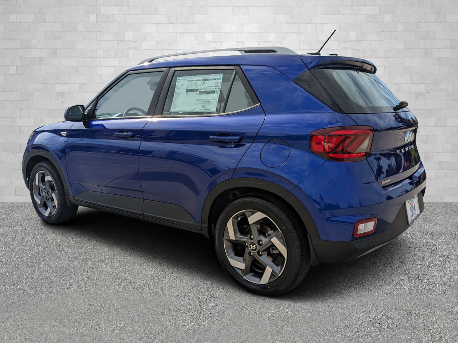 2025 Hyundai Venue SEL photo 4