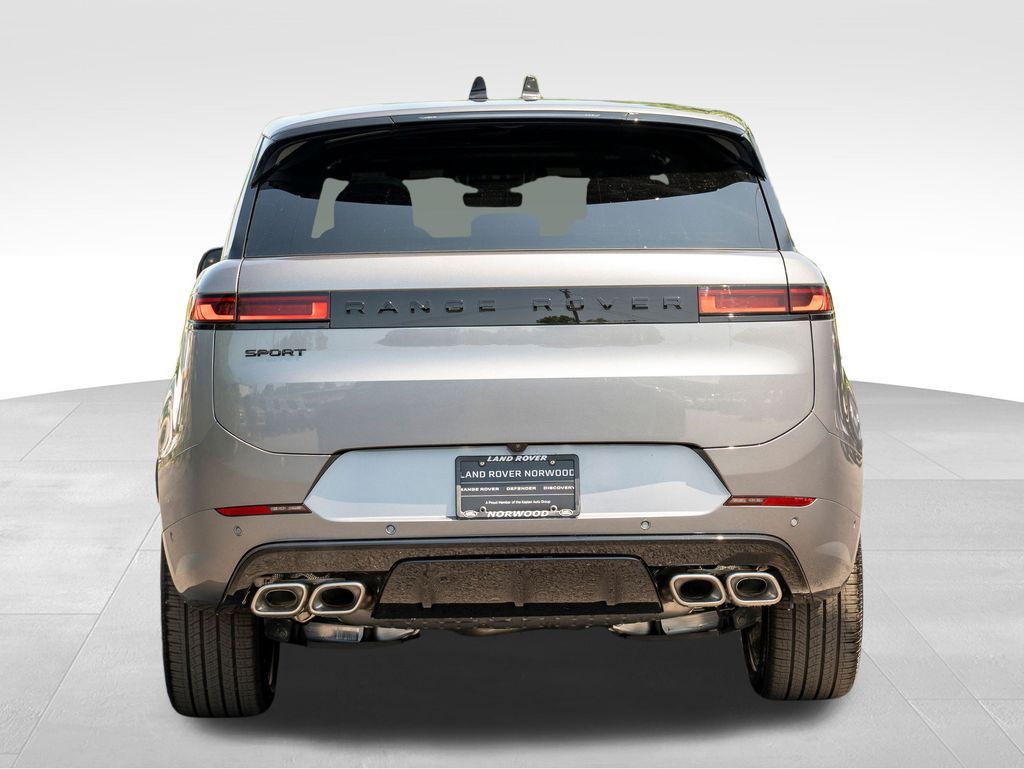 2025 Land Rover Range Rover Sport SE photo 5
