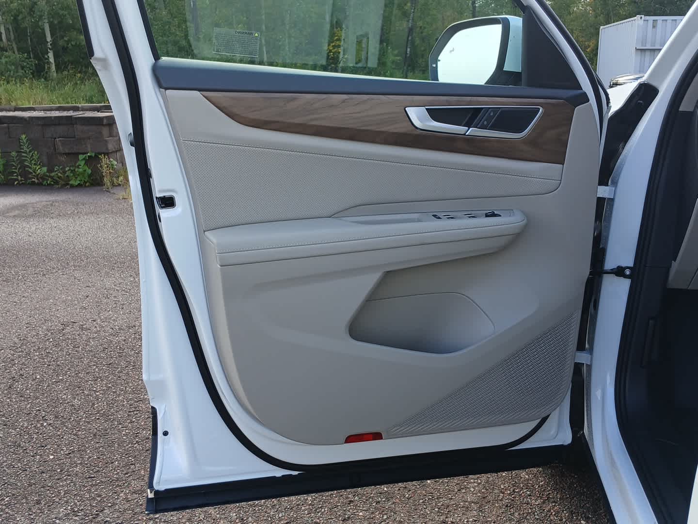 2026 Volkswagen Atlas SE photo 9