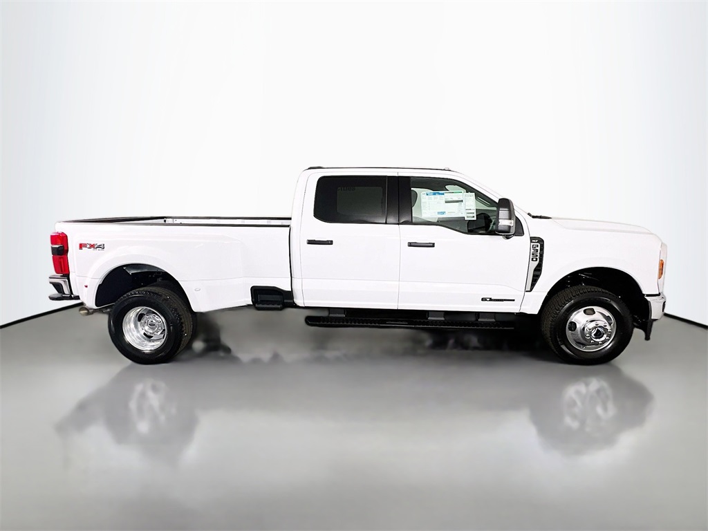 2025 Ford F-350 XLT photo 17