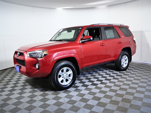 2018 Toyota 4Runner SR5 photo 4