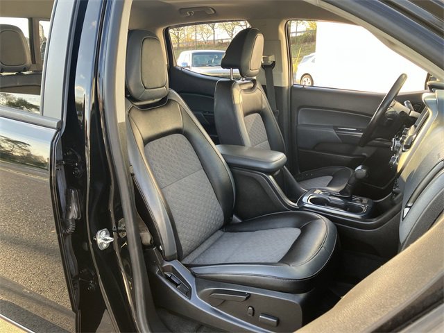 2018 Chevrolet Colorado Z71 photo 3