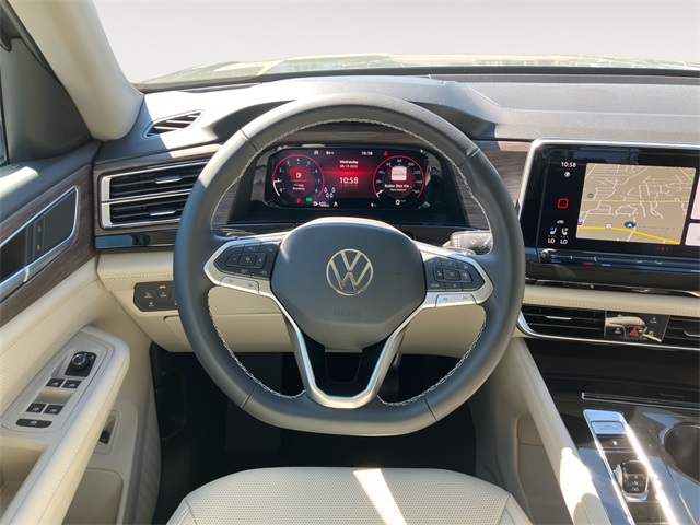 2025 Volkswagen Atlas SEL photo 12
