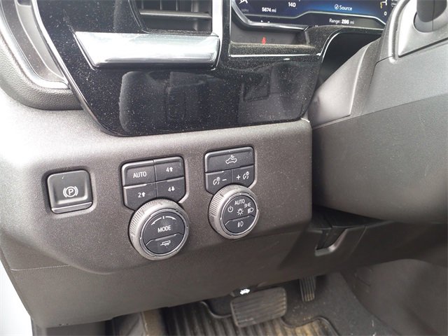 2025 Chevrolet Silverado 1500 RST photo 16