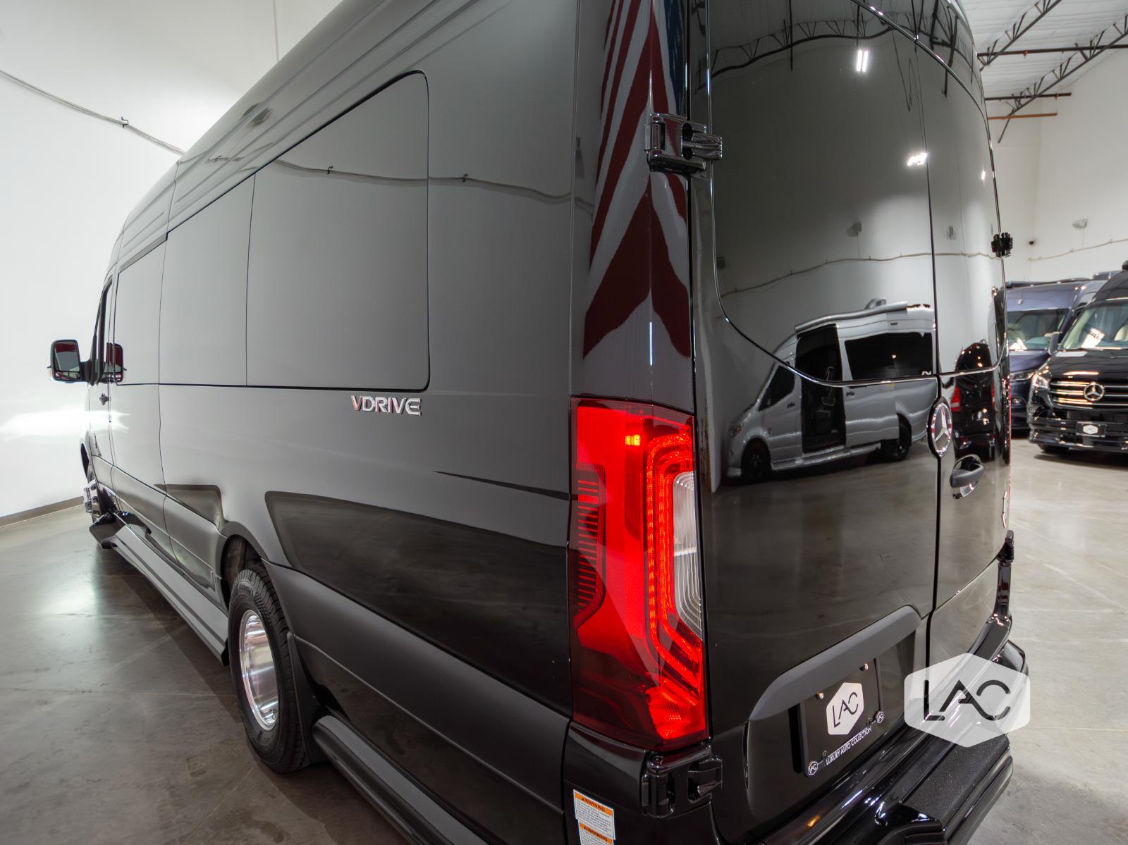 2024 Mercedes Benz Sprinter 3500 photo 23