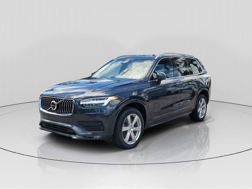 2021 Volvo XC90 T6 Momentum photo 3