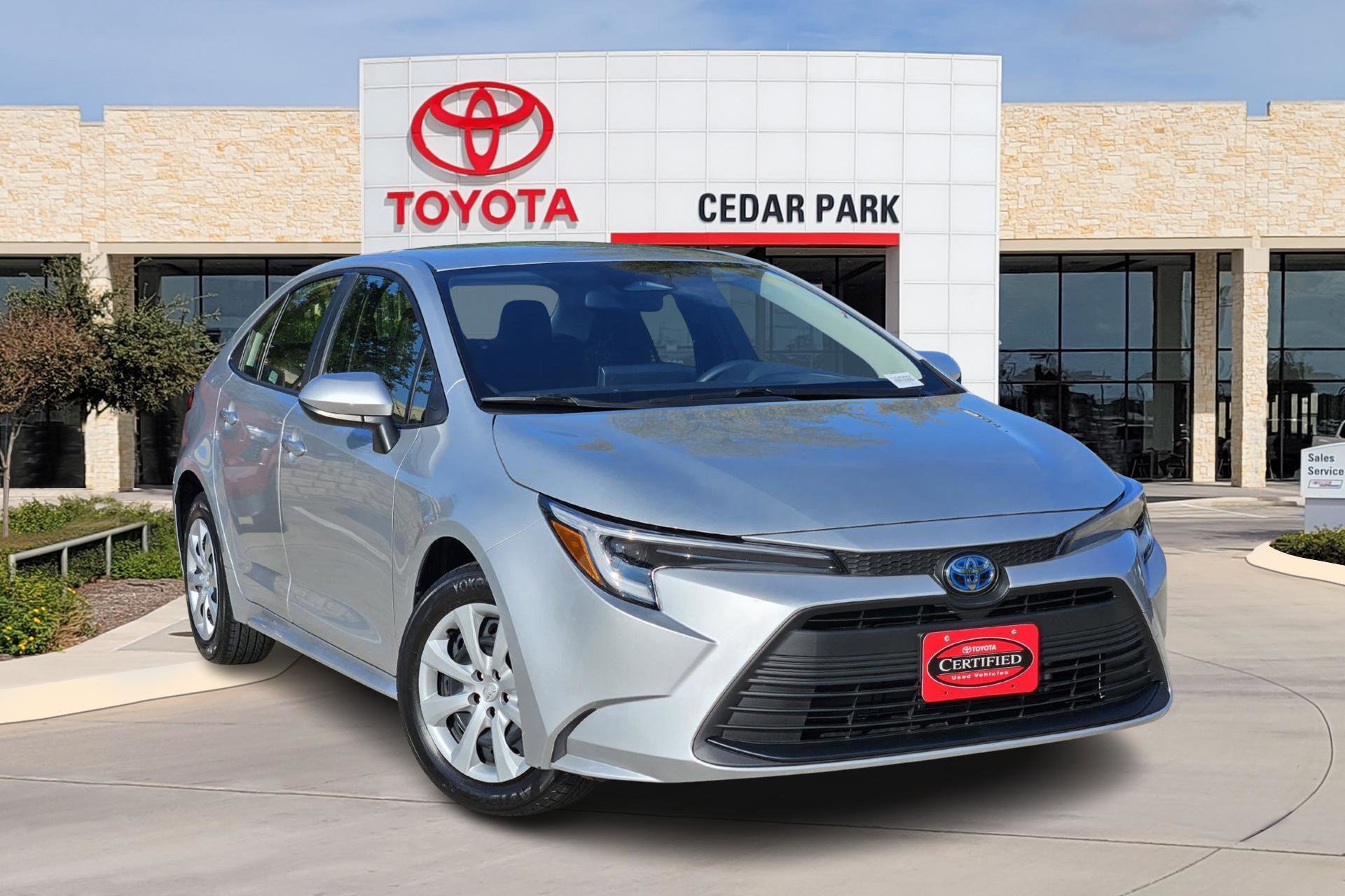 2025 Toyota Corolla LE's photo