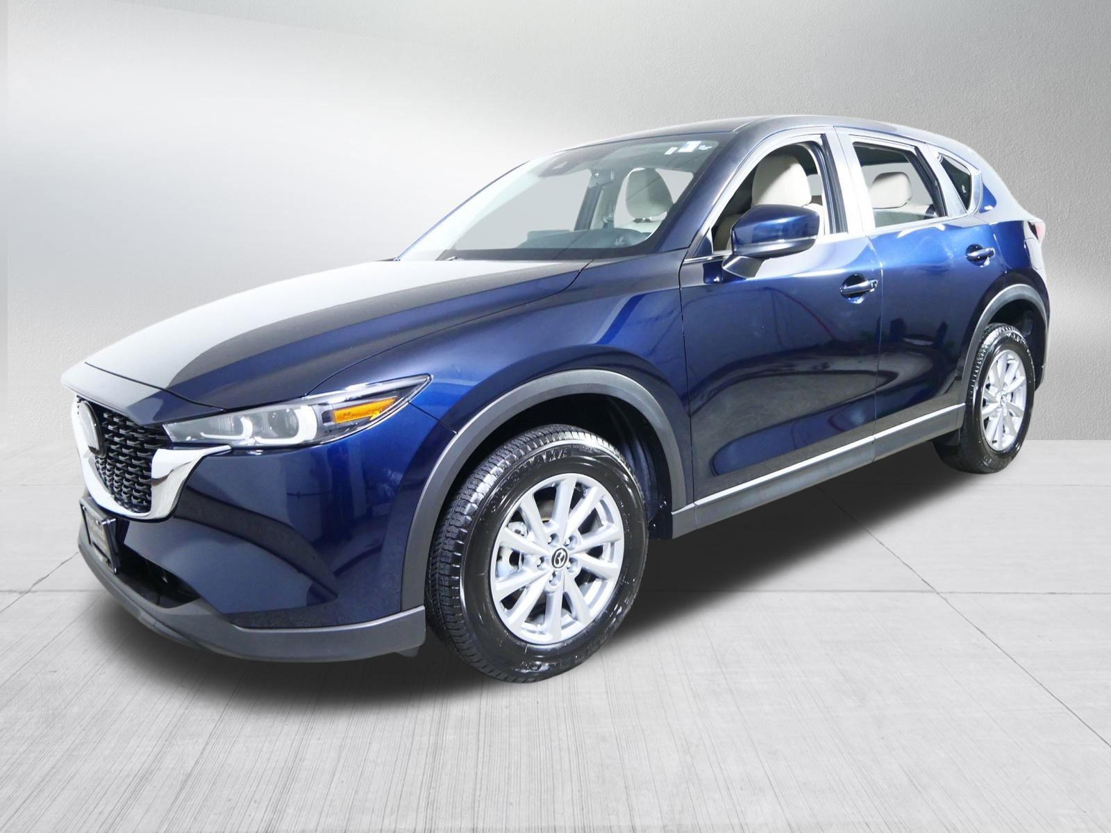 2022 Mazda CX-5 2.5 Select photo 3
