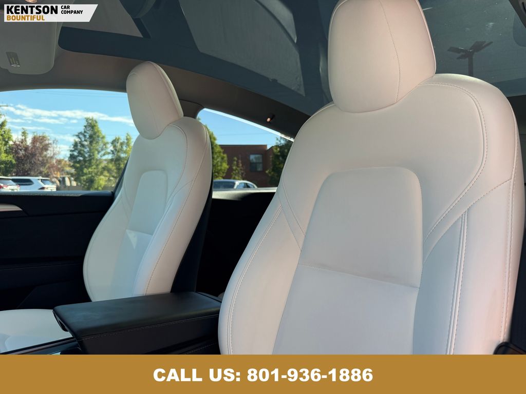 2023 Tesla Model Y Long Range photo 19