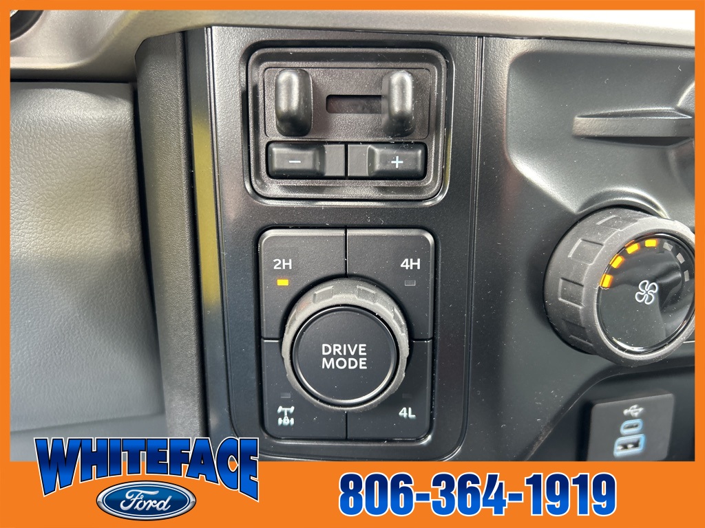 2025 Ford F-350 XLT photo 22