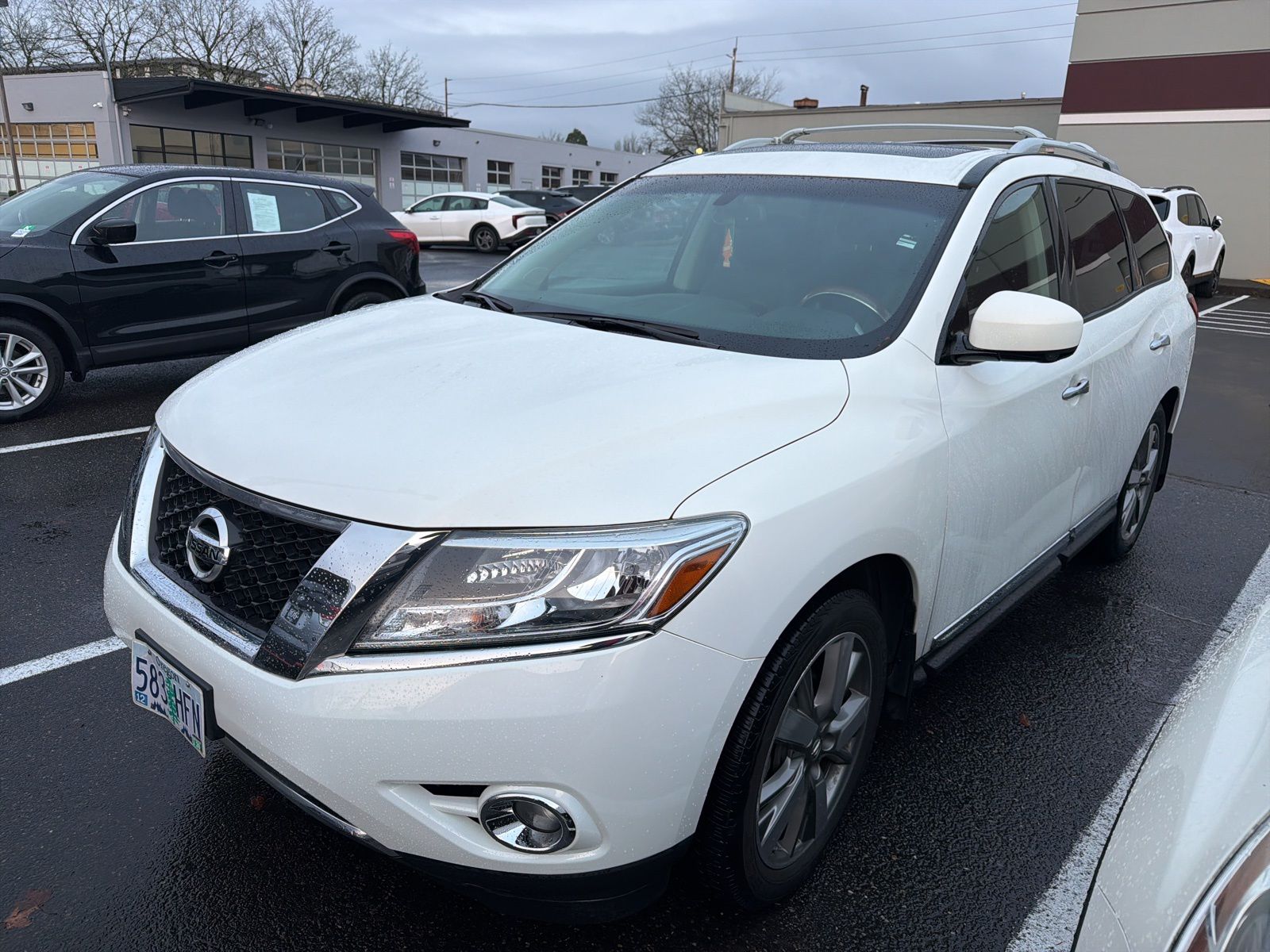 2014 Nissan Pathfinder's photo