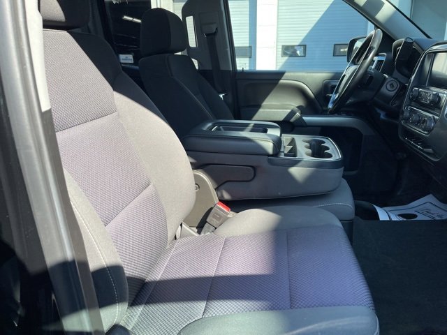 2018 Chevrolet Silverado 1500 LT photo 19