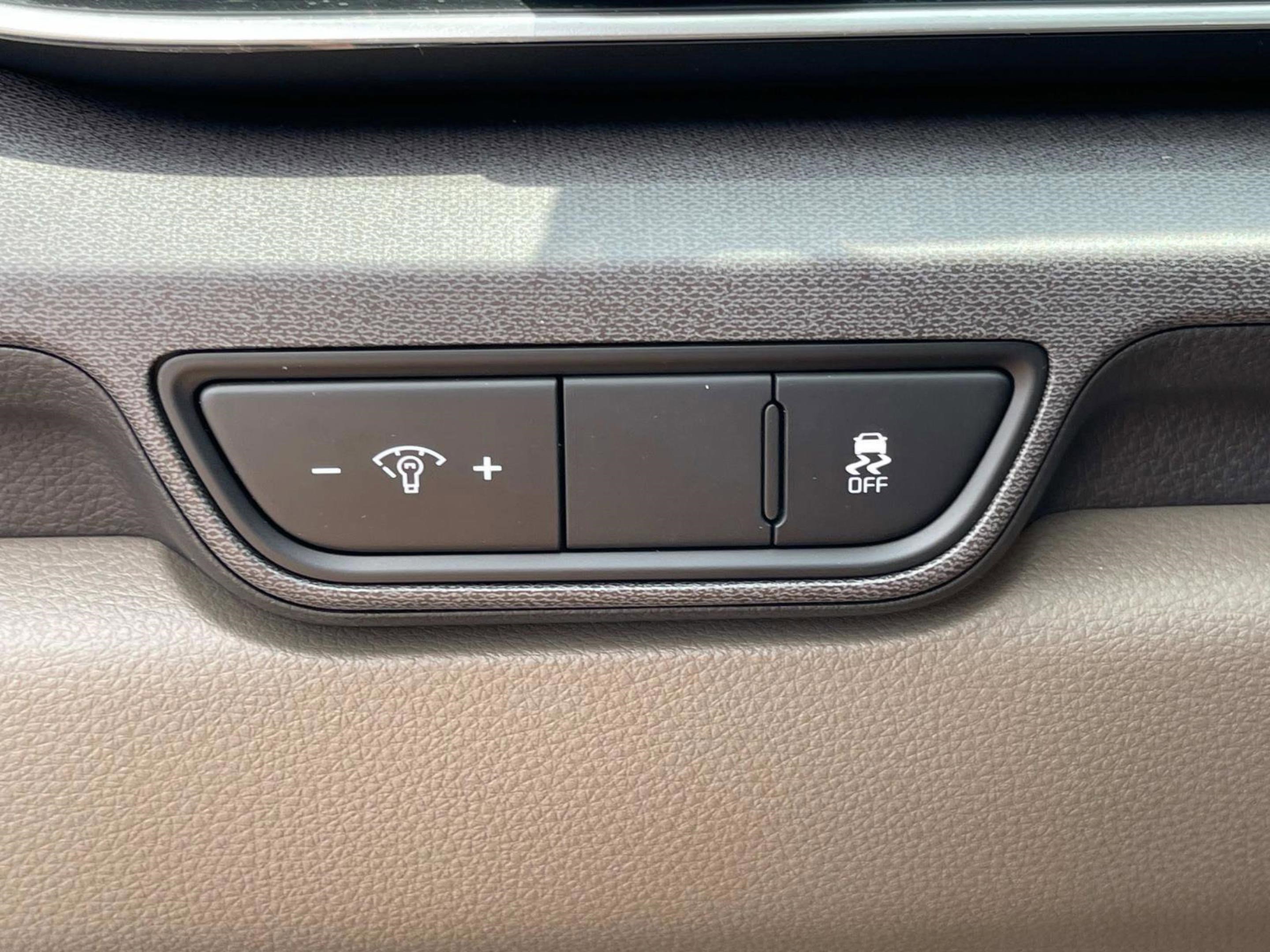 2026 Kia Carnival EX photo 33
