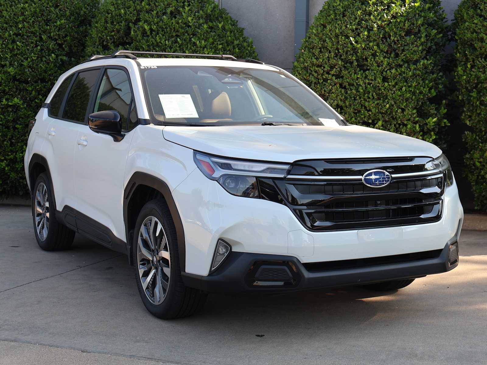 2025 Subaru Forester Touring photo 3