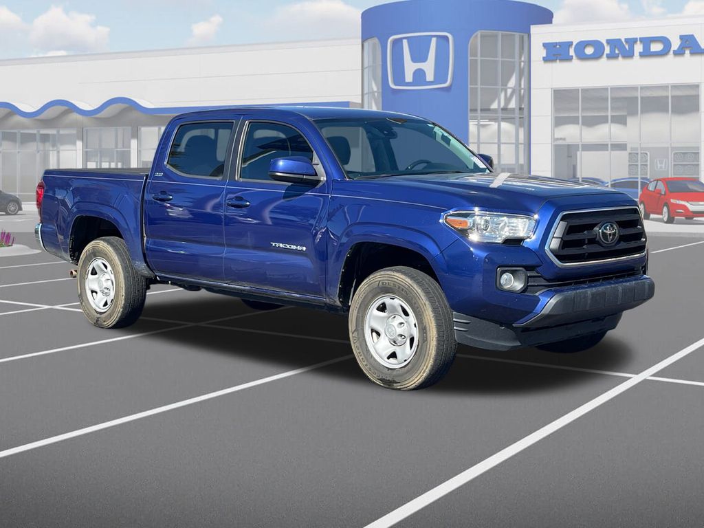 2022 Toyota Tacoma SR5's photo