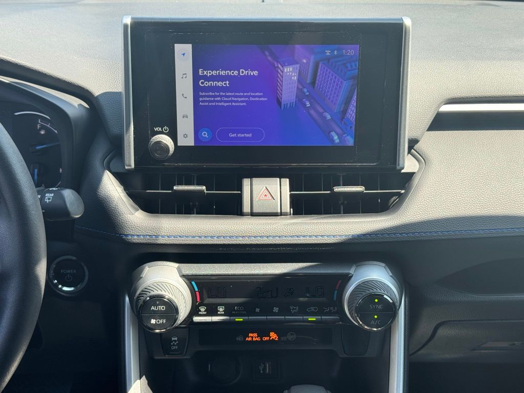 2024 Toyota RAV4 Hybrid SE photo 16