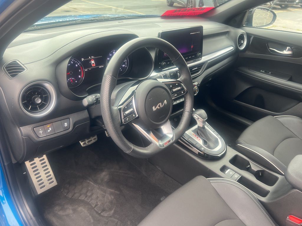 2024 Kia Forte GT-Line photo 6