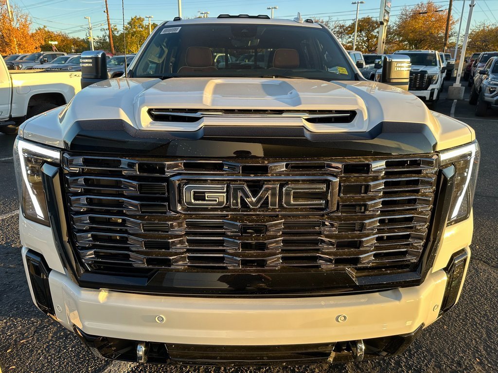 2026 Gmc Sierra 3500 HD Denali Ultimate photo 2