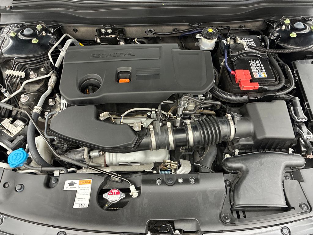 2022 Honda Accord Sport 2.0T photo 22