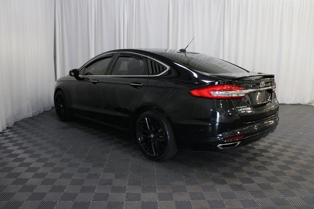 2017 Ford Fusion Platinum photo 4
