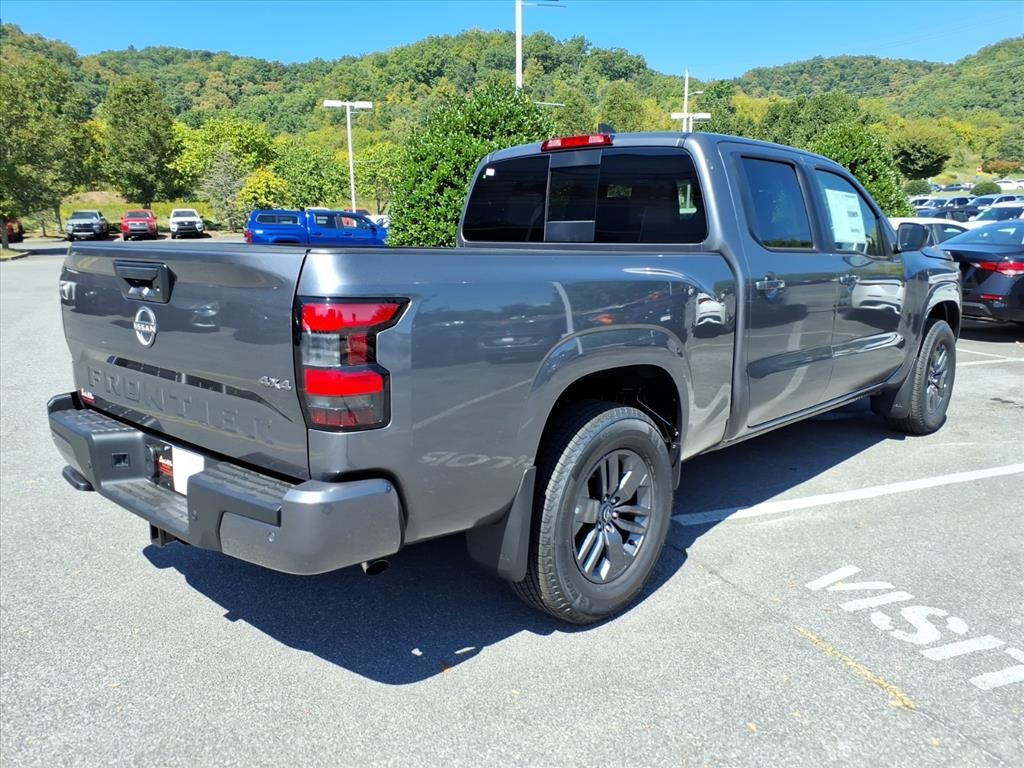2026 Nissan Frontier SV photo 3