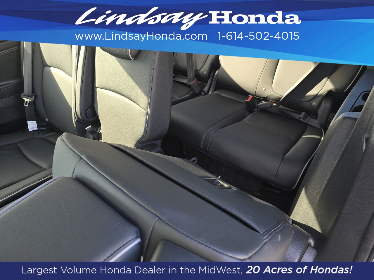 2026 Honda Odyssey Touring photo 4