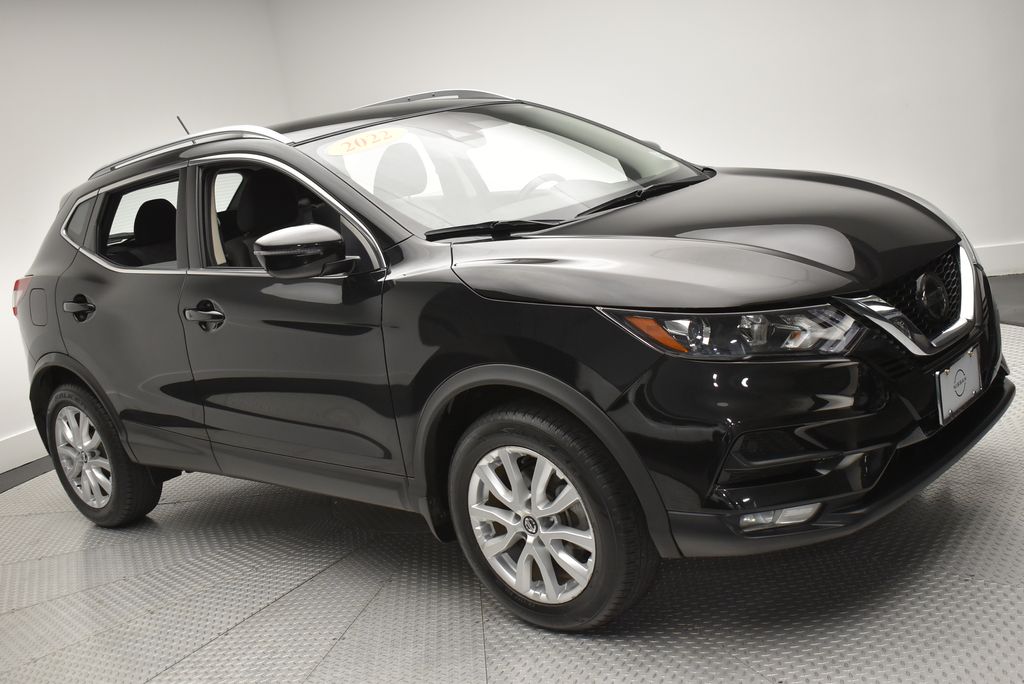 2022 Nissan Rogue Sport SV photo 3