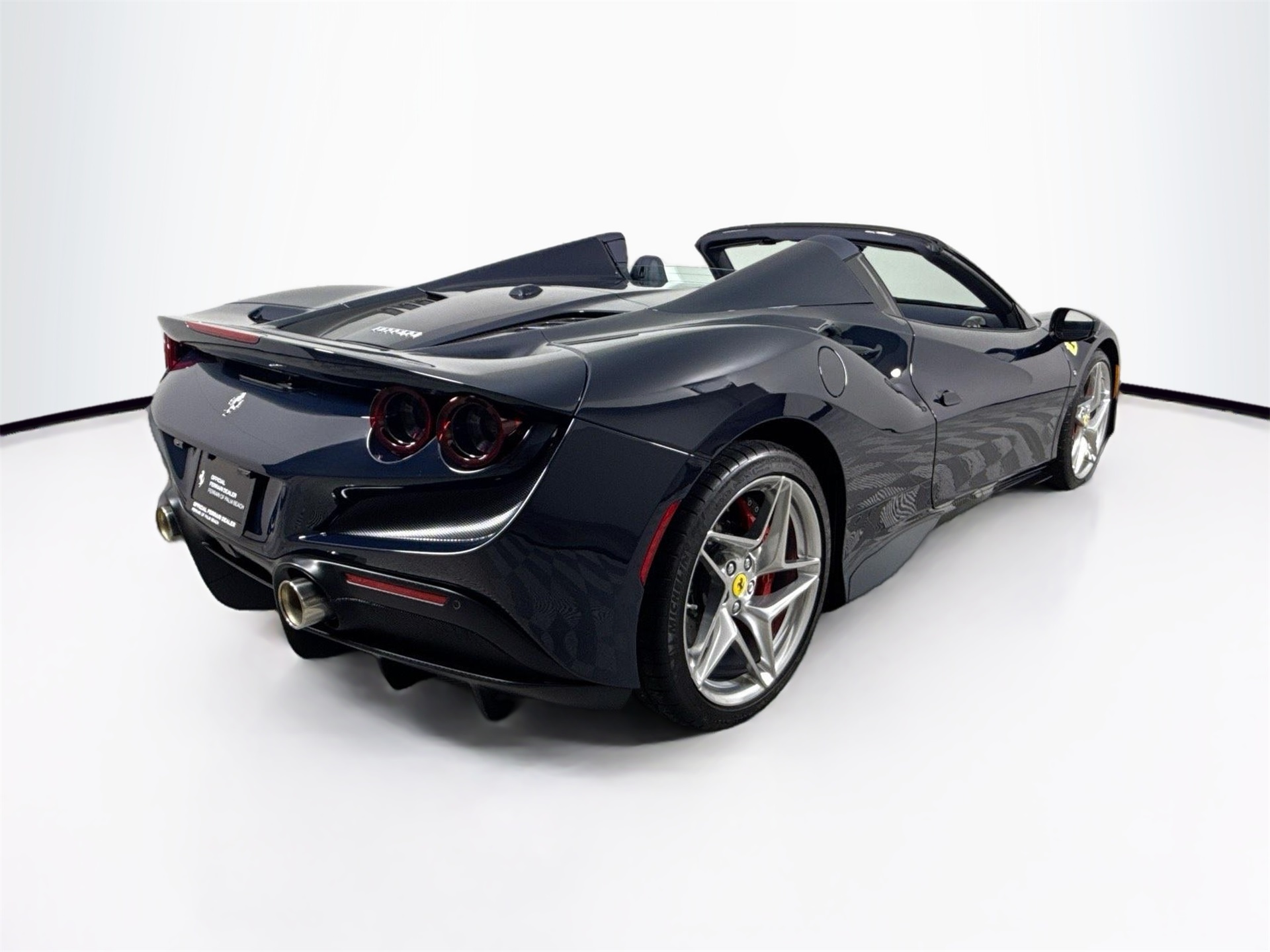 2022 Ferrari F8 Spider Base photo 7
