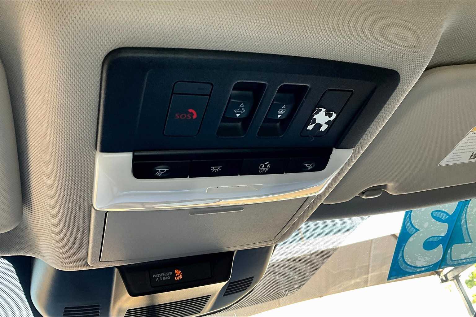 2023 Nissan Rogue SV photo 27